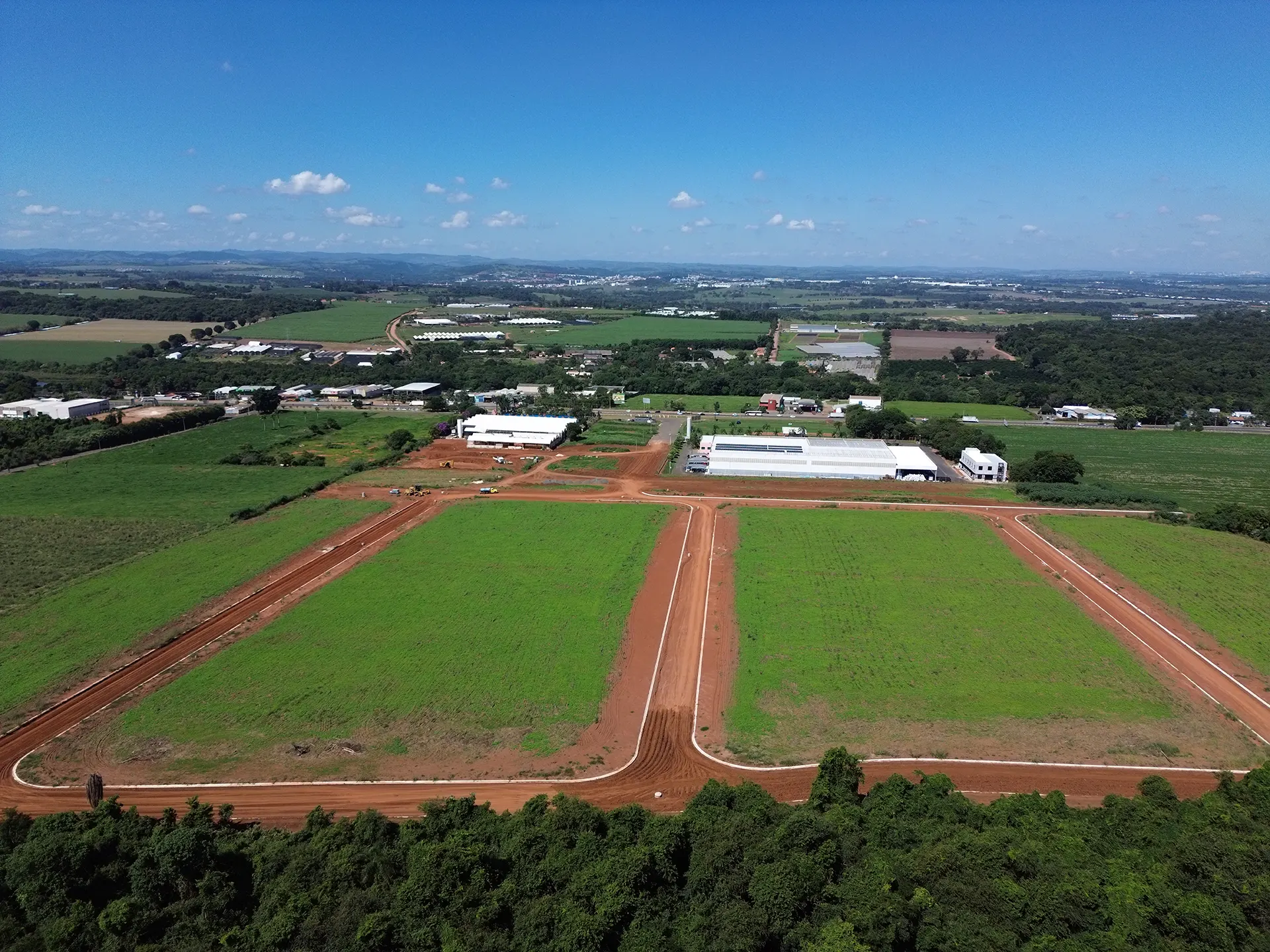 campo-de-gladiolos-loteamento-comercial-industrial-holambra-galeria-obra-maio-2025-04