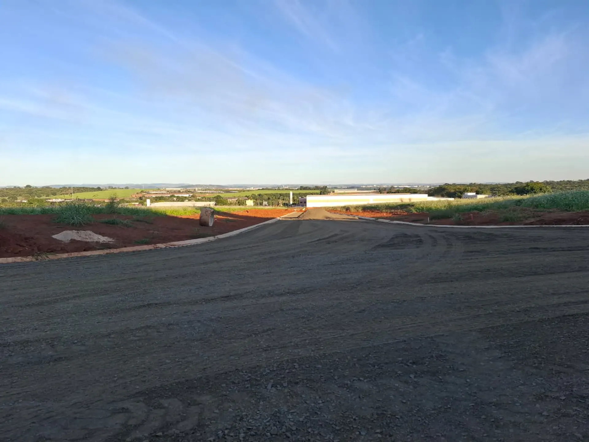 campo-de-gladiolos-loteamento-comercial-industrial-holambra-galeria-obra-maio-2025-06