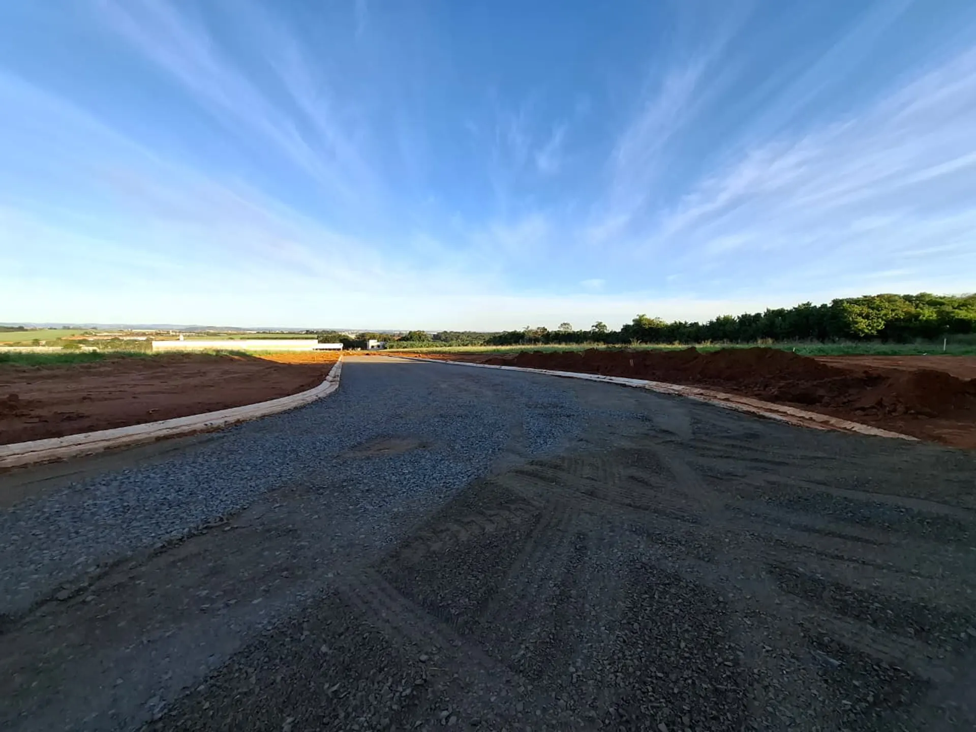 campo-de-gladiolos-loteamento-comercial-industrial-holambra-galeria-obra-maio-2025-08