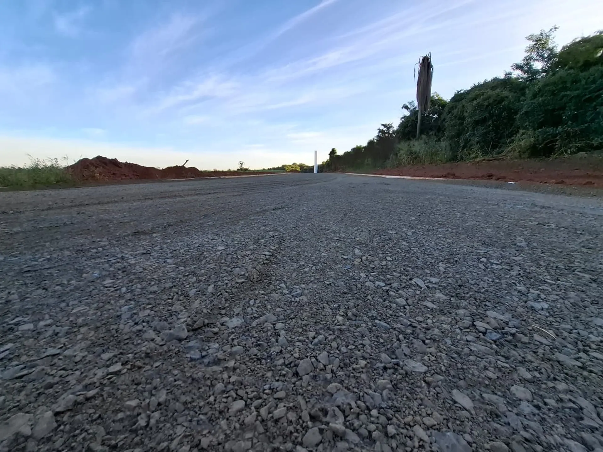 campo-de-gladiolos-loteamento-comercial-industrial-holambra-galeria-obra-maio-2025-09